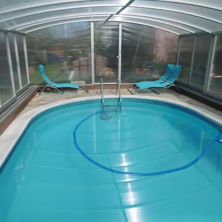 Neu Mit Poolhalle Und Sauna Ferienhaus *